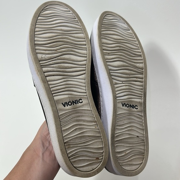 Vionic Dakota Metalic Brown Slip on Sneakers size 8.5 - Picture 6 of 8